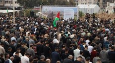 الإدارات الشرطية تؤمن صلاة العيد في ساحة السرايا بغزة