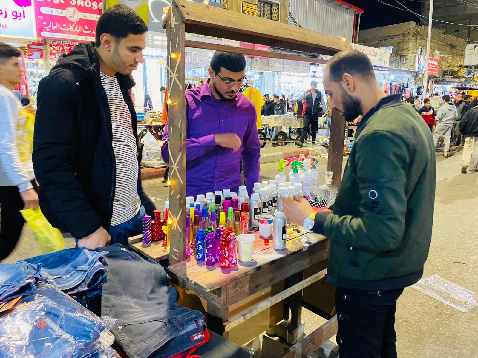 أجواء استقبال عيد الفطر المبارك في محافظات قطاع غزة