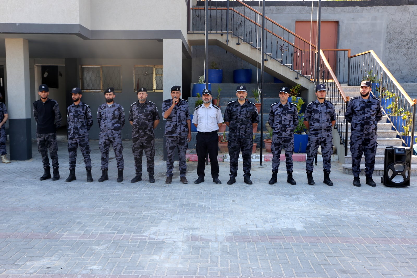 مديرية التدريب تُنظم مسيراً عسكرياً للدورة "التأسيسية الثانية"