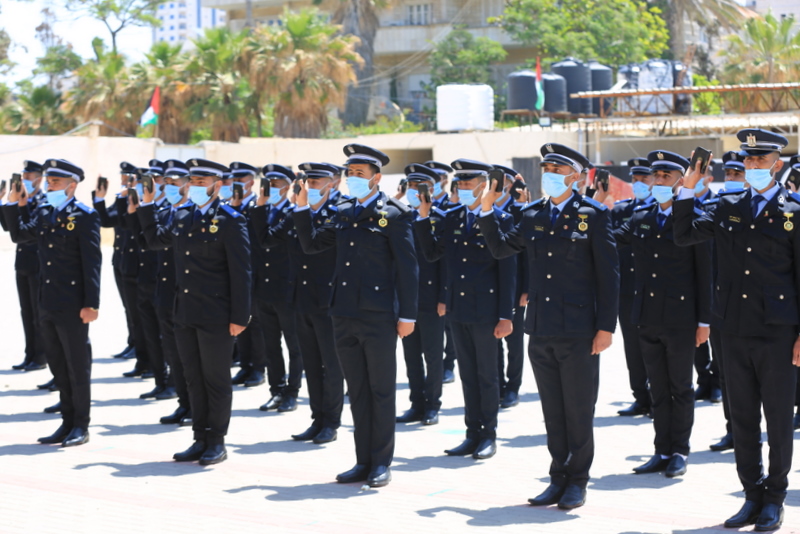 "كلية الرباط" تُخرج الفوج الثامن من بكالوريوس "القانون والشرطة"