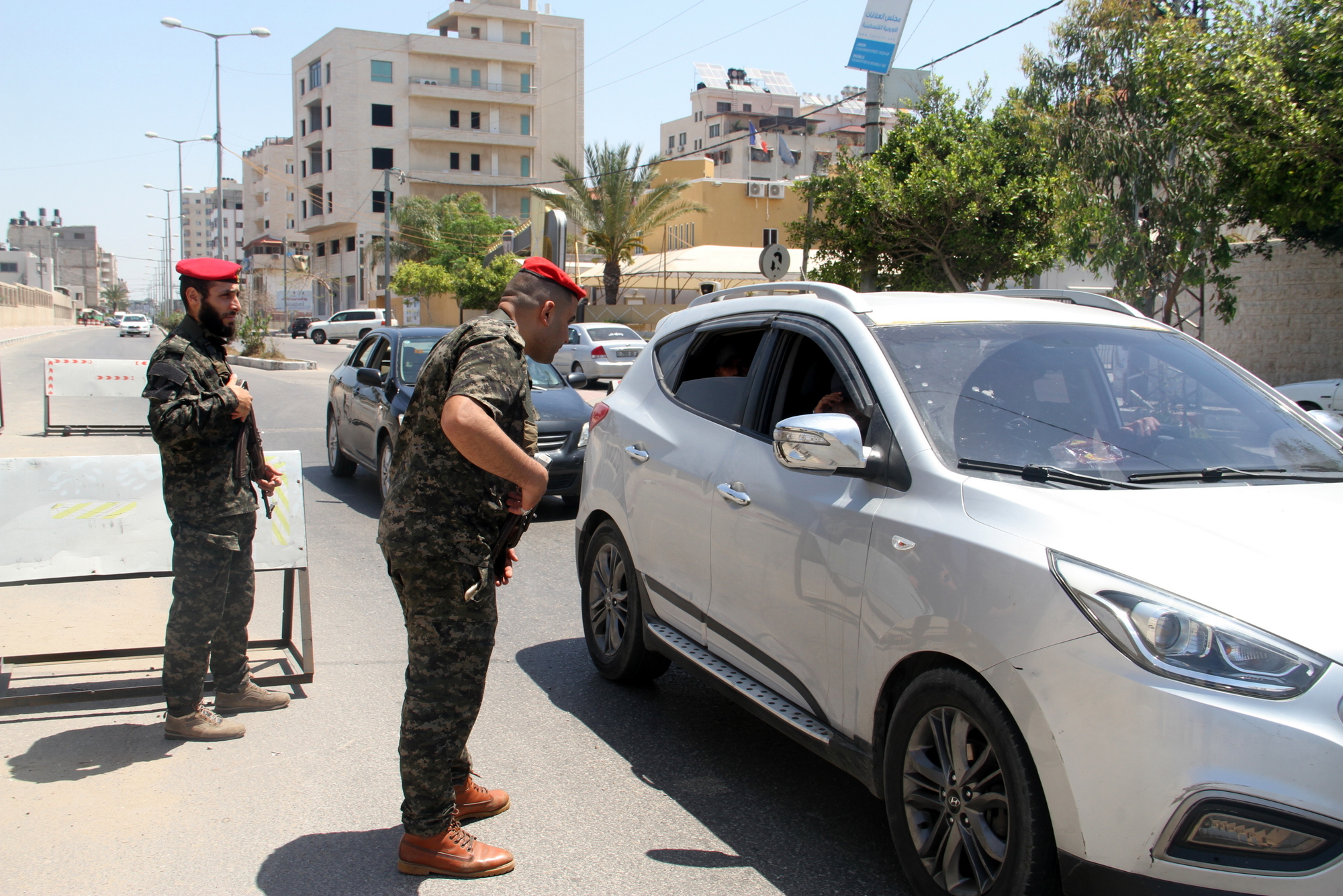 انتشار الأجهزة الأمنية والشرطية والخدماتية لدعم وإسناد مليونية "العودة" في ذكرى النكبة