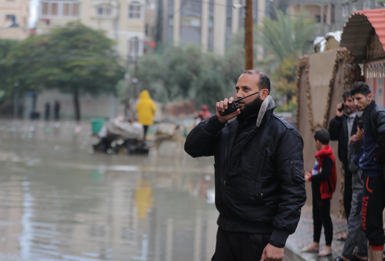 أجهزة الداخلية تساند المواطنين في ظل المنخفض الجوي