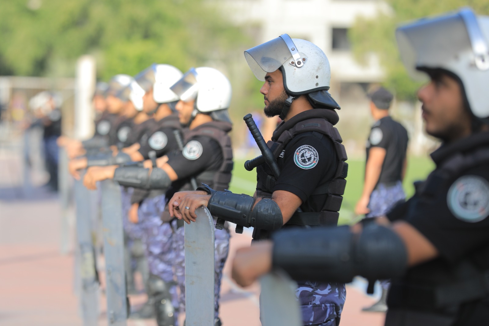 صور تأمين الشرطة لمباريات الدوري المحلي في غزة