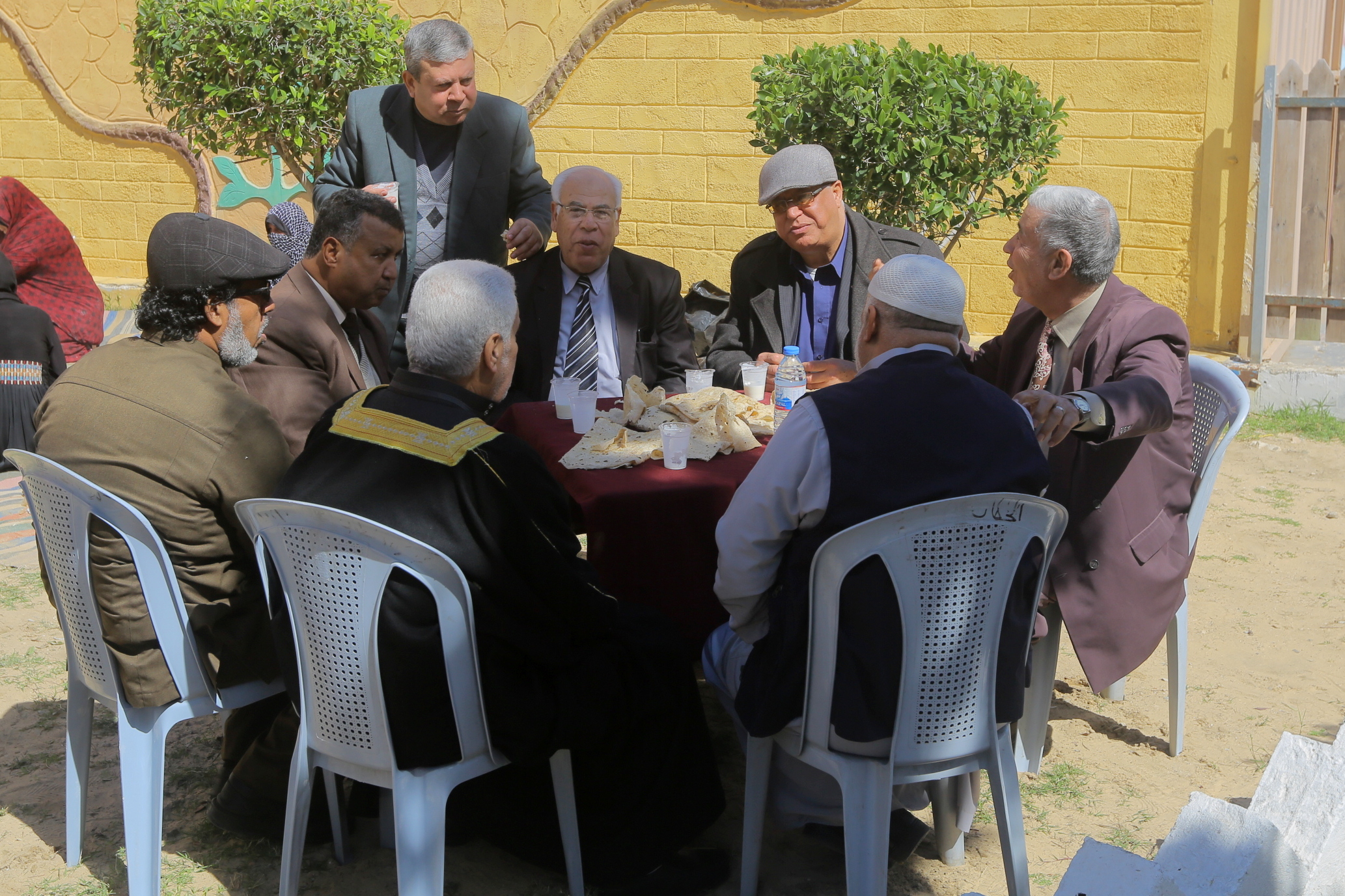 افتتاح معرض "إشراقة أمل" لمنتوجات النزيلات بمراكز الإصلاح والتأهيل