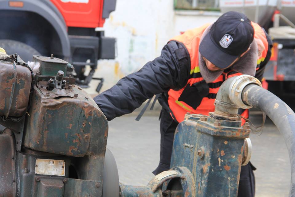 عمل أجهزة الداخلية المختصة خلال المنخفض 