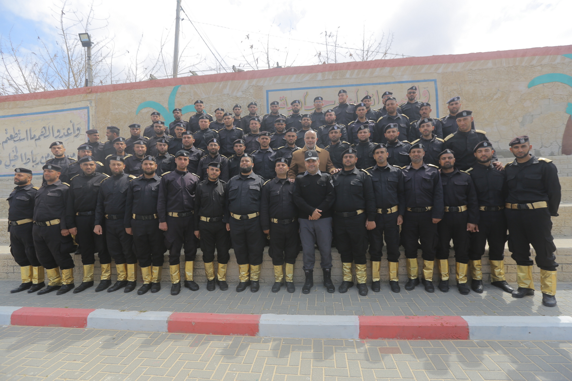 حفل تخريج دورة الخاصة الـ (10) ودورة المستجدين الـ (31) بالمديرية العامة للتدريب