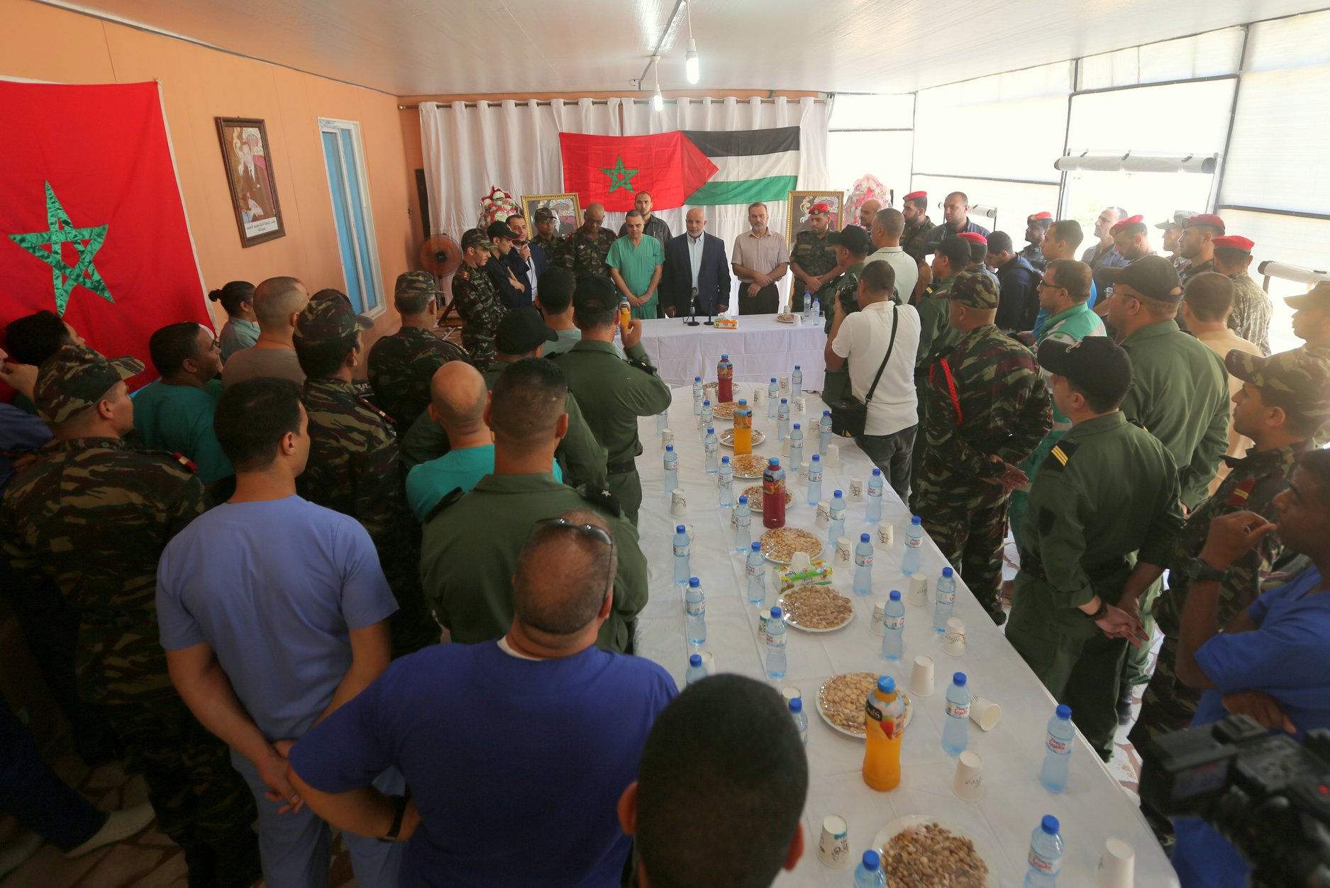 وزارة الداخلية تُكرم طاقم المستشفى الميداني المغربي