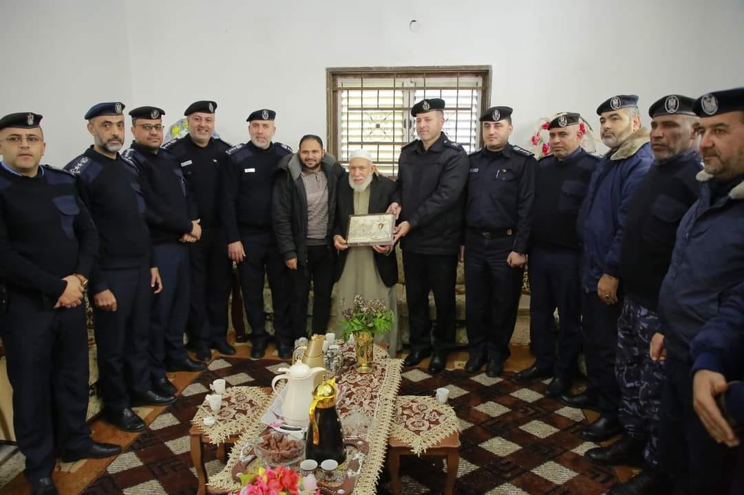 "الداخلية" تطلق حملة زيارات لذوي شهدائها