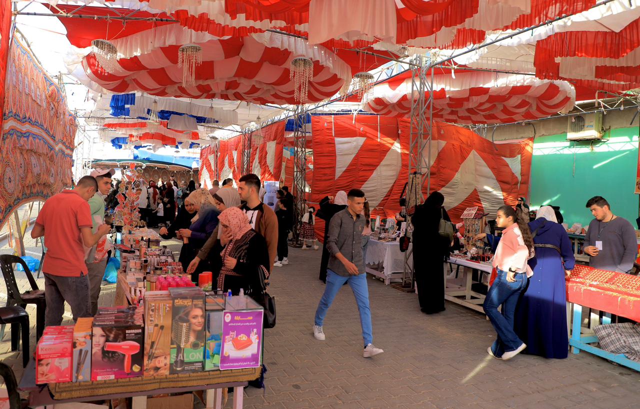 أجواء احتفال المواطنين بعيد الفطر السعيد في عدد من المناطق بقطاع غزة 2023