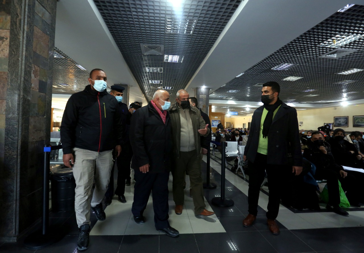 حركة معبر رفح البري خلال أيام فتحه استثنائيًا لمدة أربعة أيام في الاتجاهين