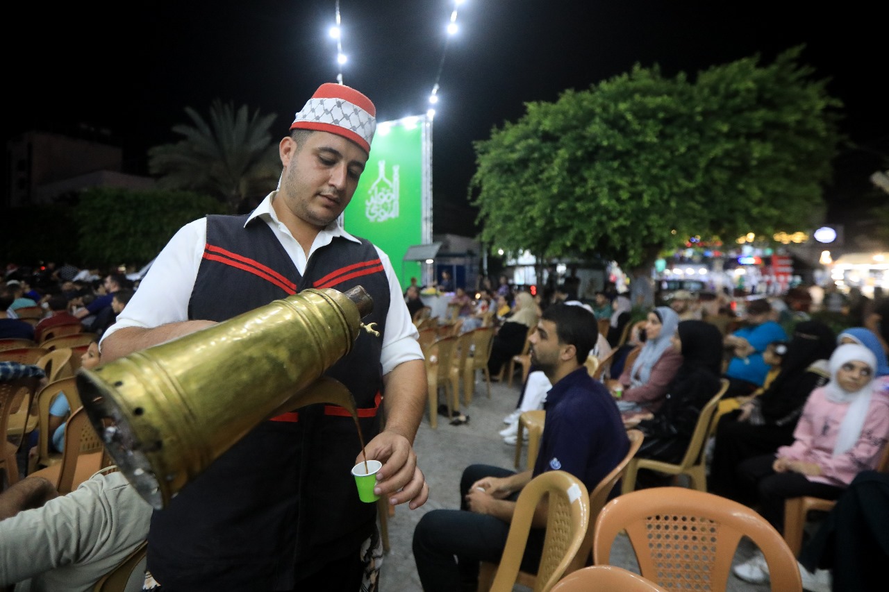 أجواء الاحتفال بذكرى المولد النبوي الشريف بمدينة غزة