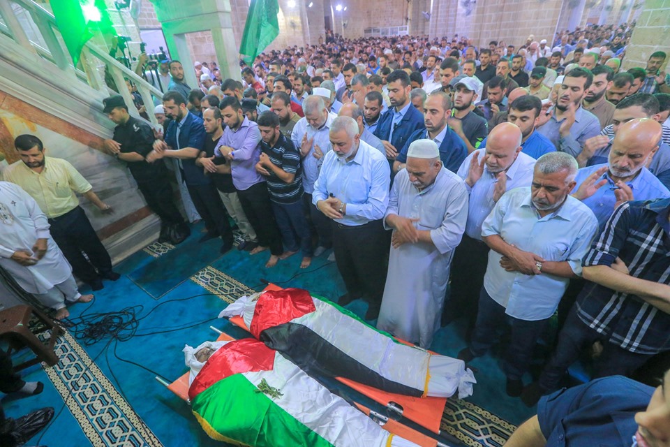 تشييع شهداء الواجب الذين ارتقوا في تفجير حاجزي الشرطة