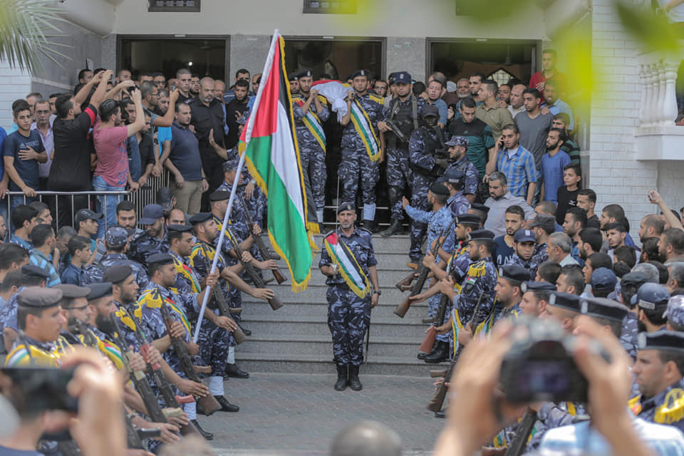تشييع جثمان شهيد الواجب المقدم عبد الرحيم عباس