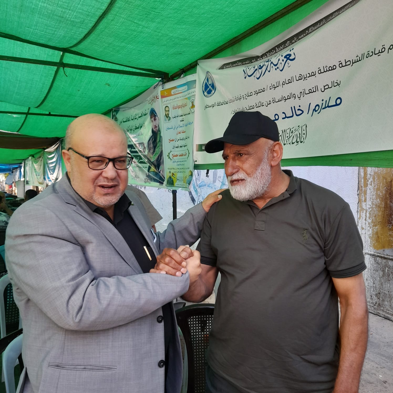 "الدعاليس" يُقدم واجب العزاء لذوي شهيد الواجب الوطني "خالد مصلح"