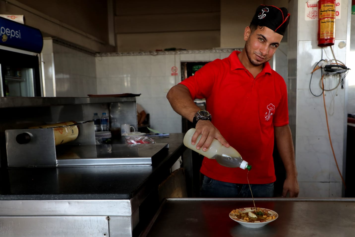 أجواء الحياة العامة في الأسواق والأماكن الحيوية بغزة