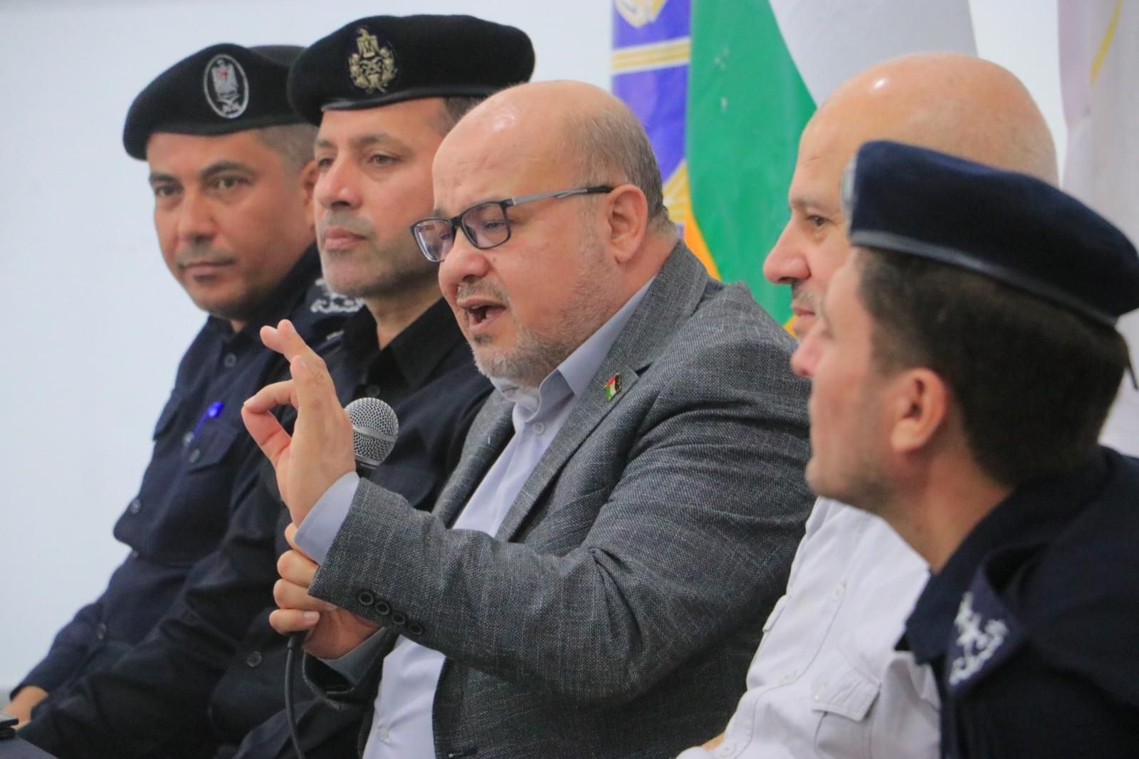 قيادة الشرطة تفتتح عدداً من المنشآت بمدينة عرفات