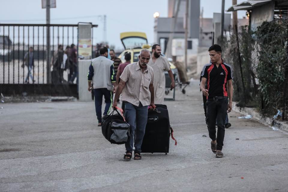 مغادرة حجاج المكرمة السعودية والحالات الإنسانية عبر معبر رفح (الأحد 27 أغسطس 2017)