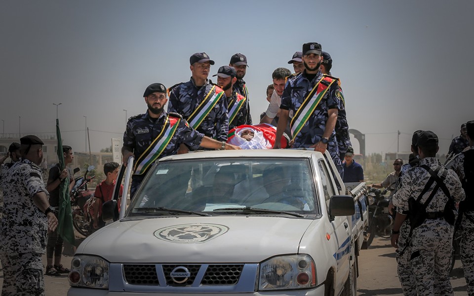 تشييع شهداء الواجب الذين ارتقوا في تفجير حاجزي الشرطة