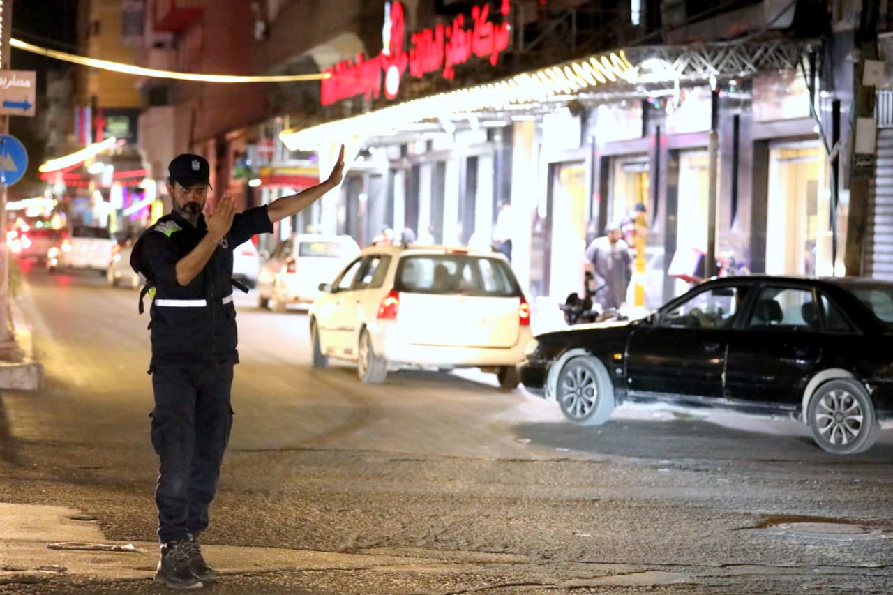 الشرطة تُسهل حركة المواطنين عشية عيد الأضحى المبارك