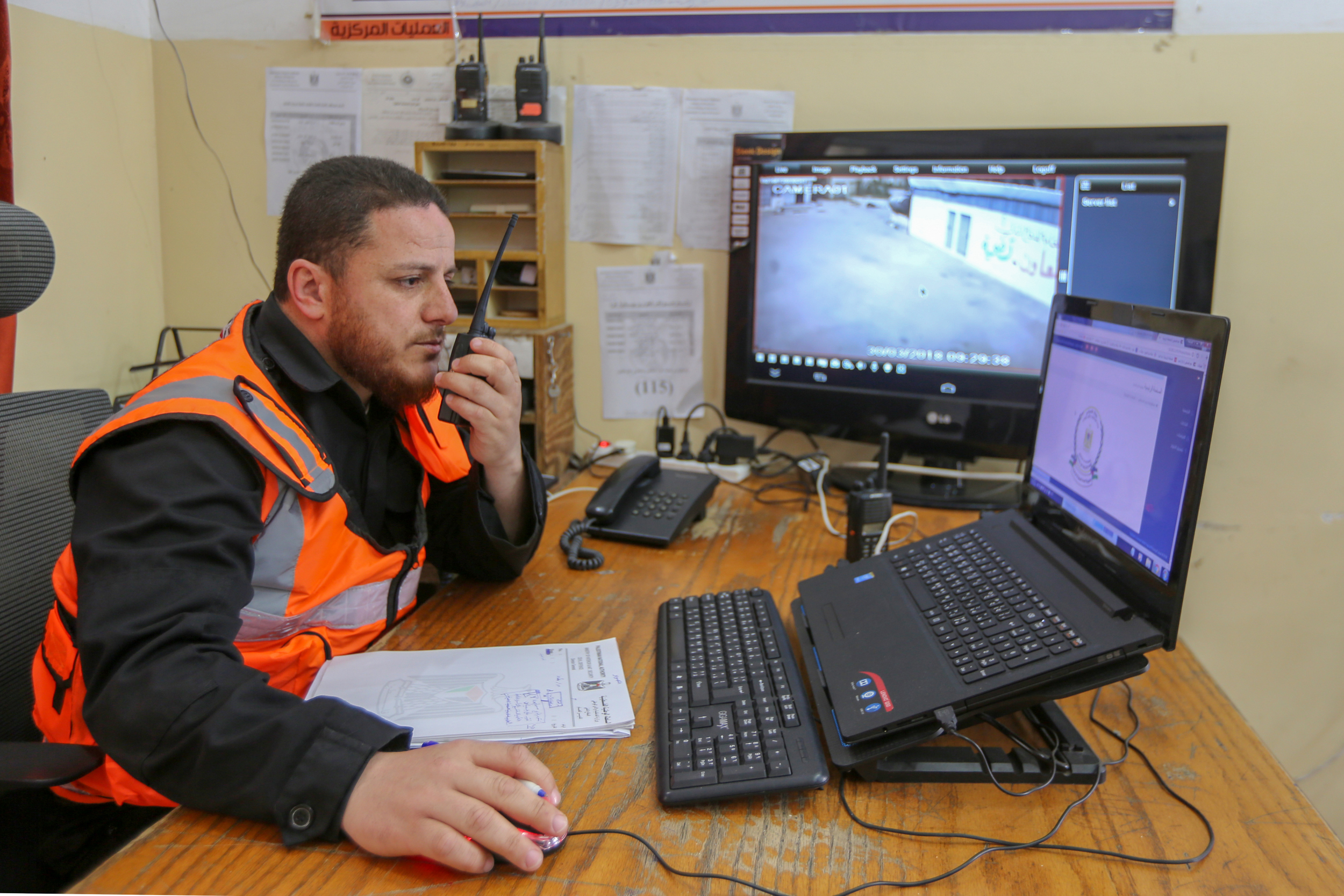 وزارة الداخلية تؤمن وتسهل حركة الجماهير في مسيرات العودة	