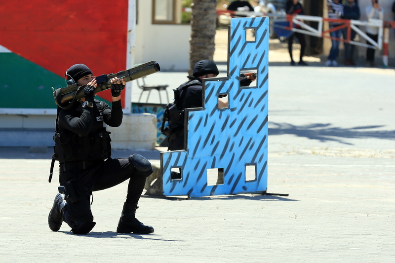 "كلية الرباط" تُخرج الفوج الثامن من بكالوريوس "القانون والشرطة"