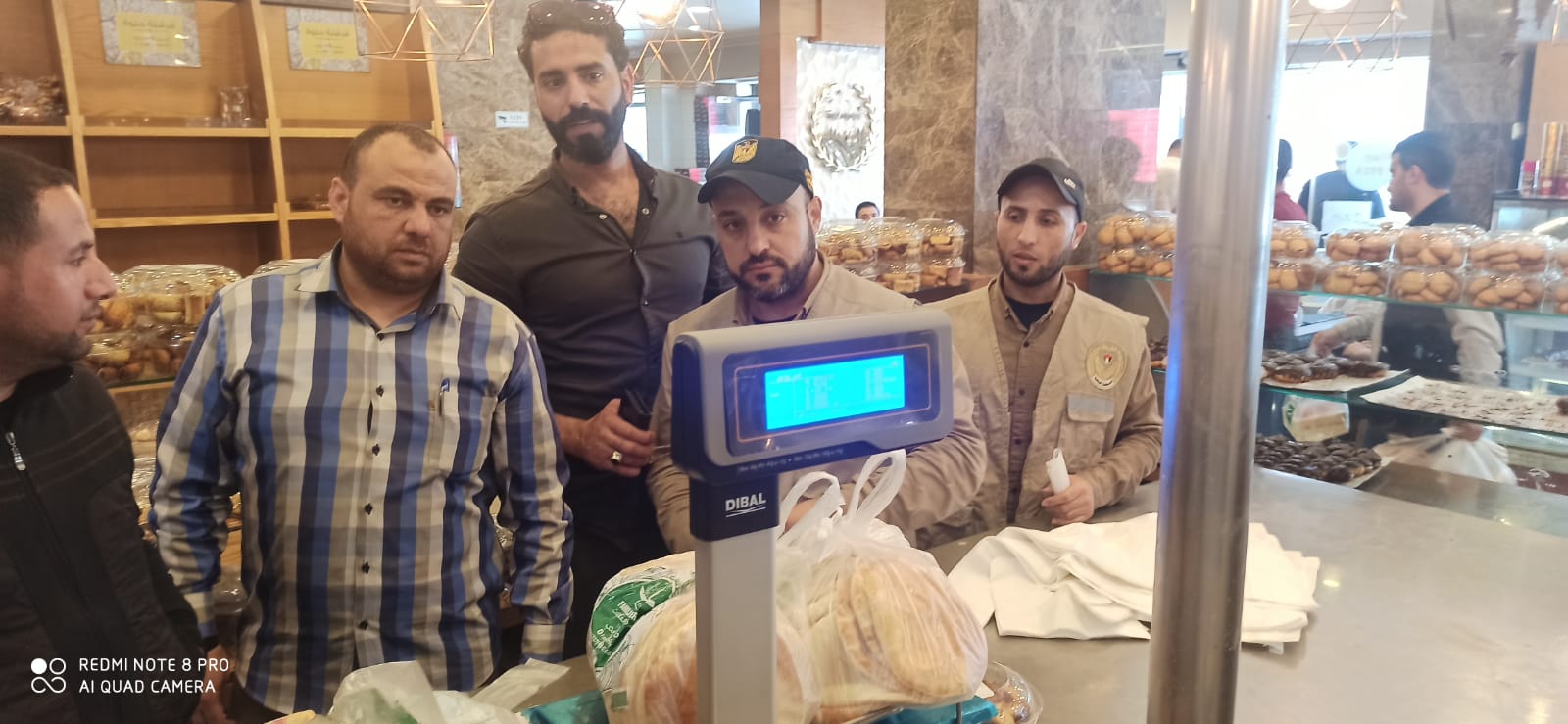 صور: الأجهزة الأمنية والشُرطية تُساند المواطنين في ظل العدوان