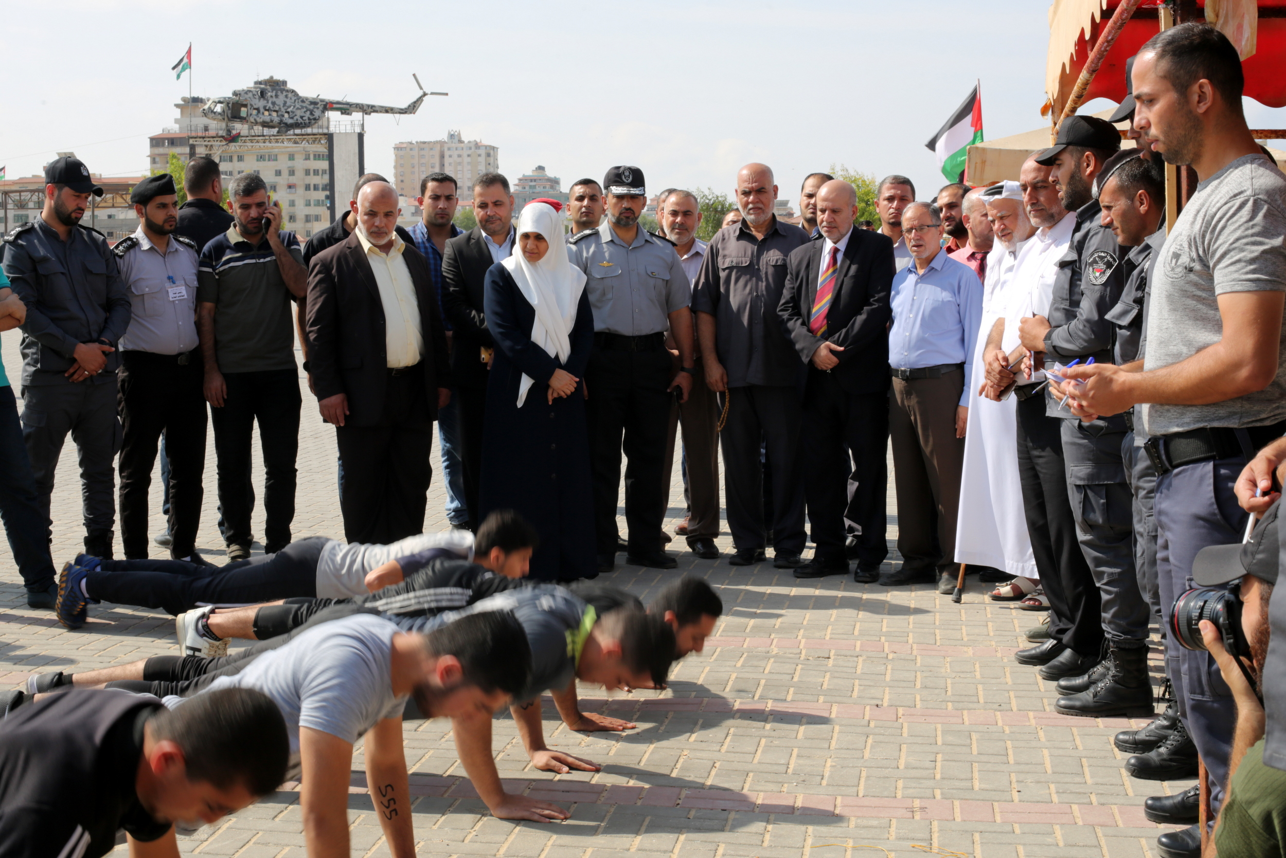 "التشريعي" يتفقد سير اختبارات التوظيف بمديرية التدريب