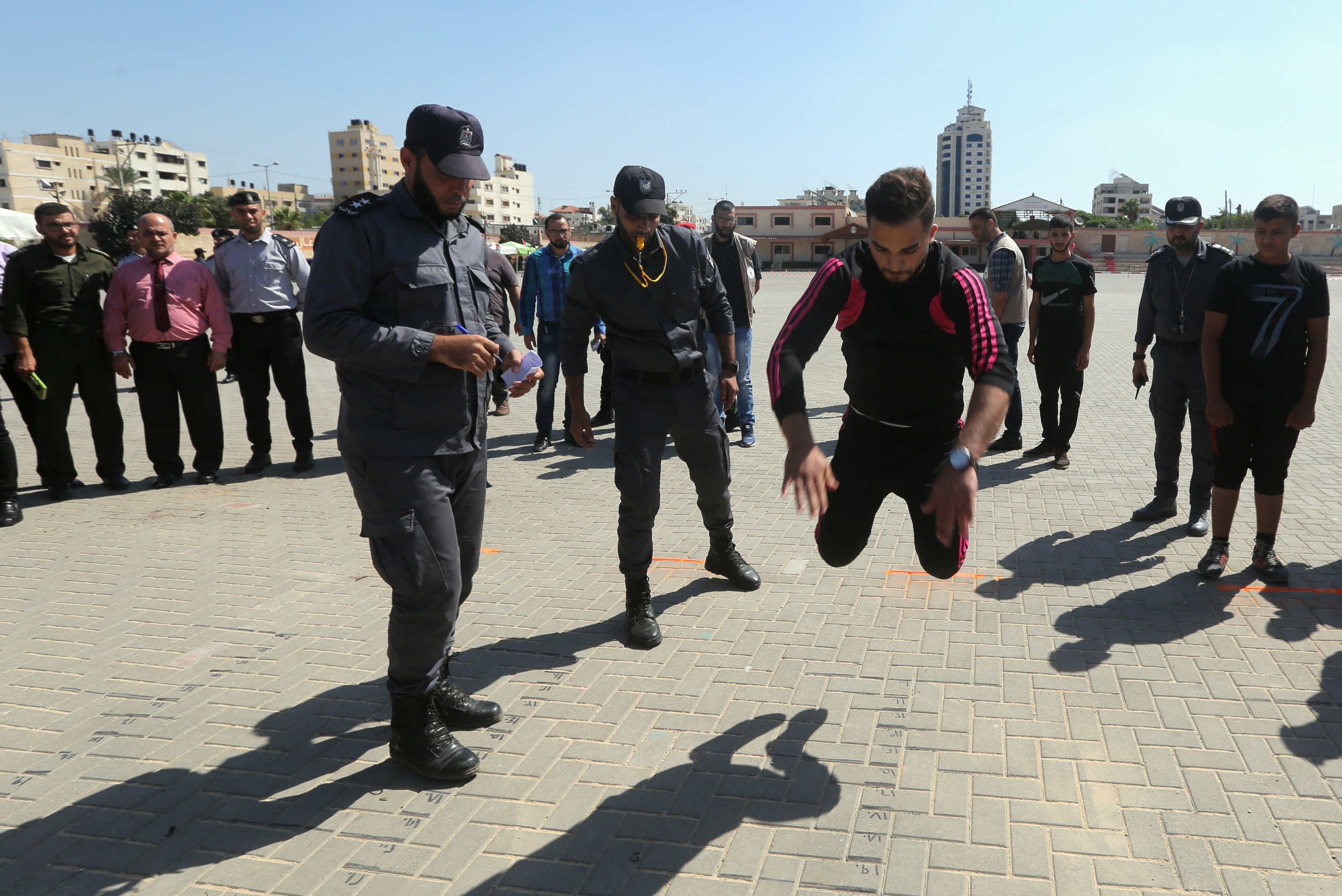  انطلاق اختبارات استيعاب ألف منتسب جديد لقوى الأمن الفلسطينية