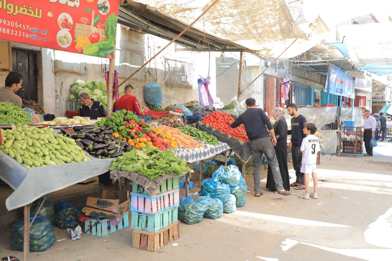 صور: الأجهزة الأمنية والشُرطية تُساند المواطنين في ظل العدوان