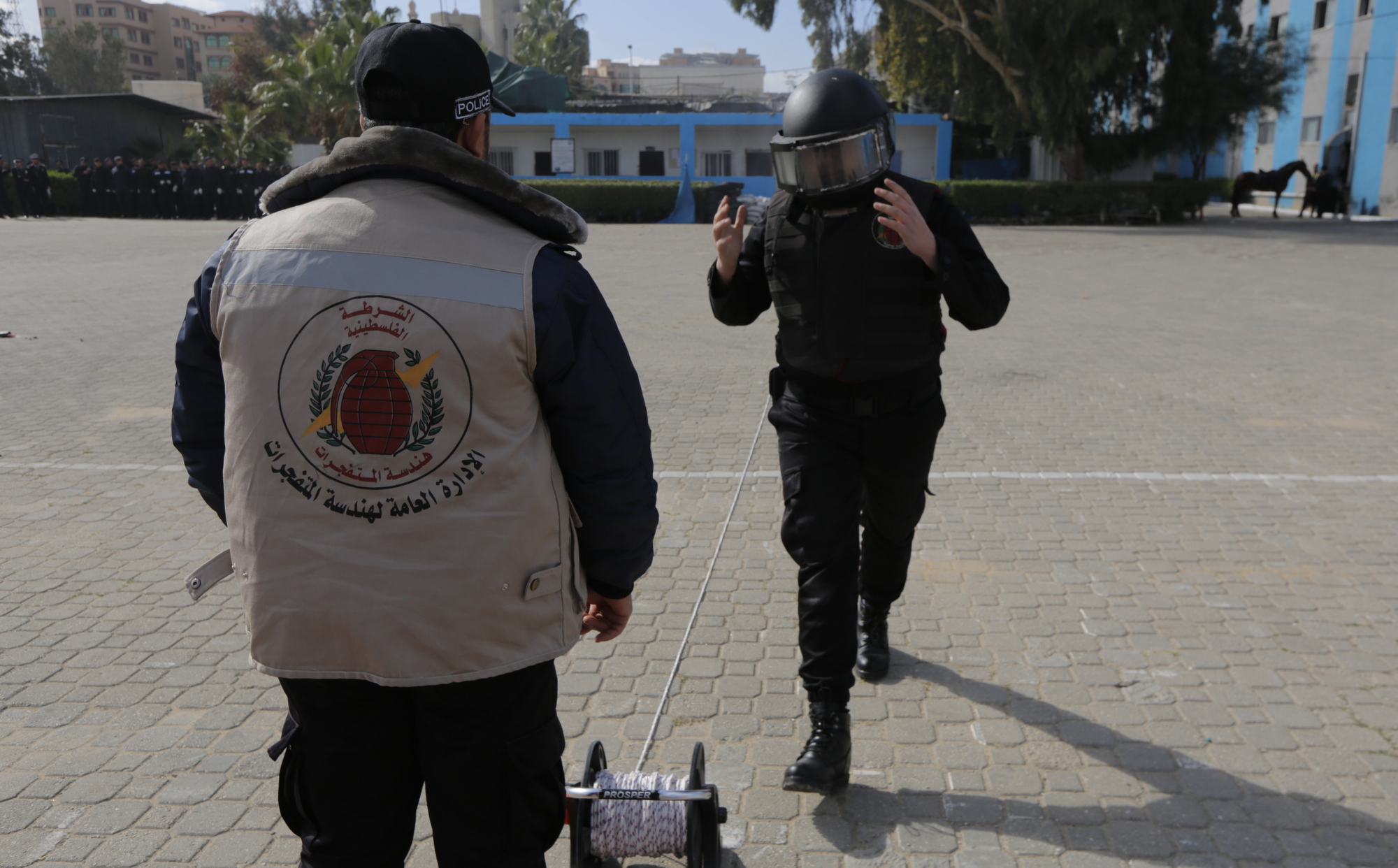 بالصور.. حفل تخريج دورة صف الضباط لـ22 لجهاز الشرطة "بالآذان قادمون"