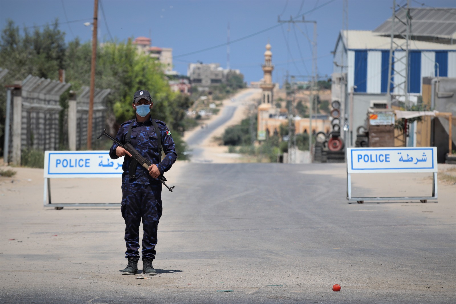 سريان قرار حظر التجوال في محافظات غزة لليوم الثالث