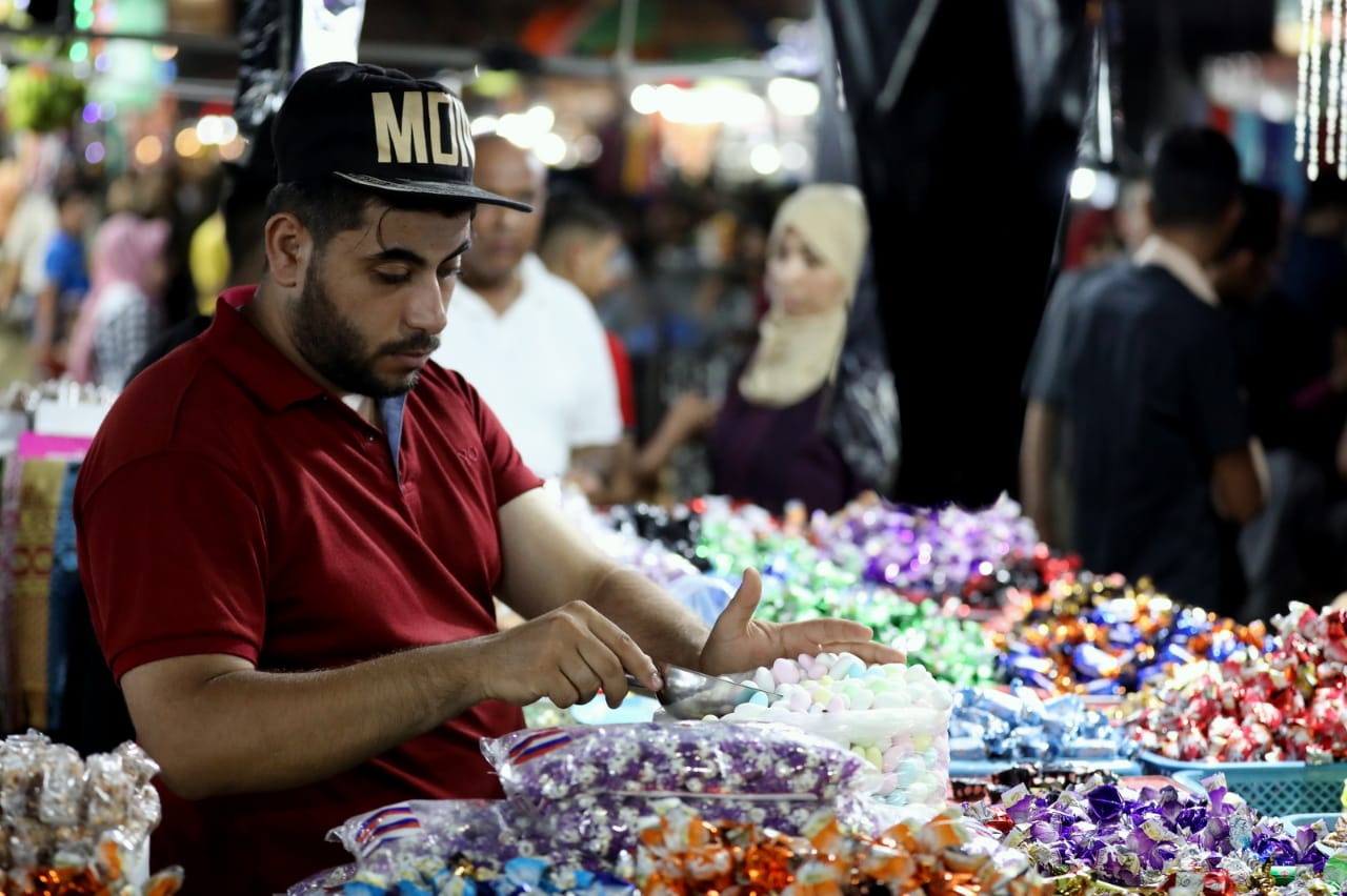 الشرطة تُسهل حركة المواطنين عشية عيد الأضحى المبارك