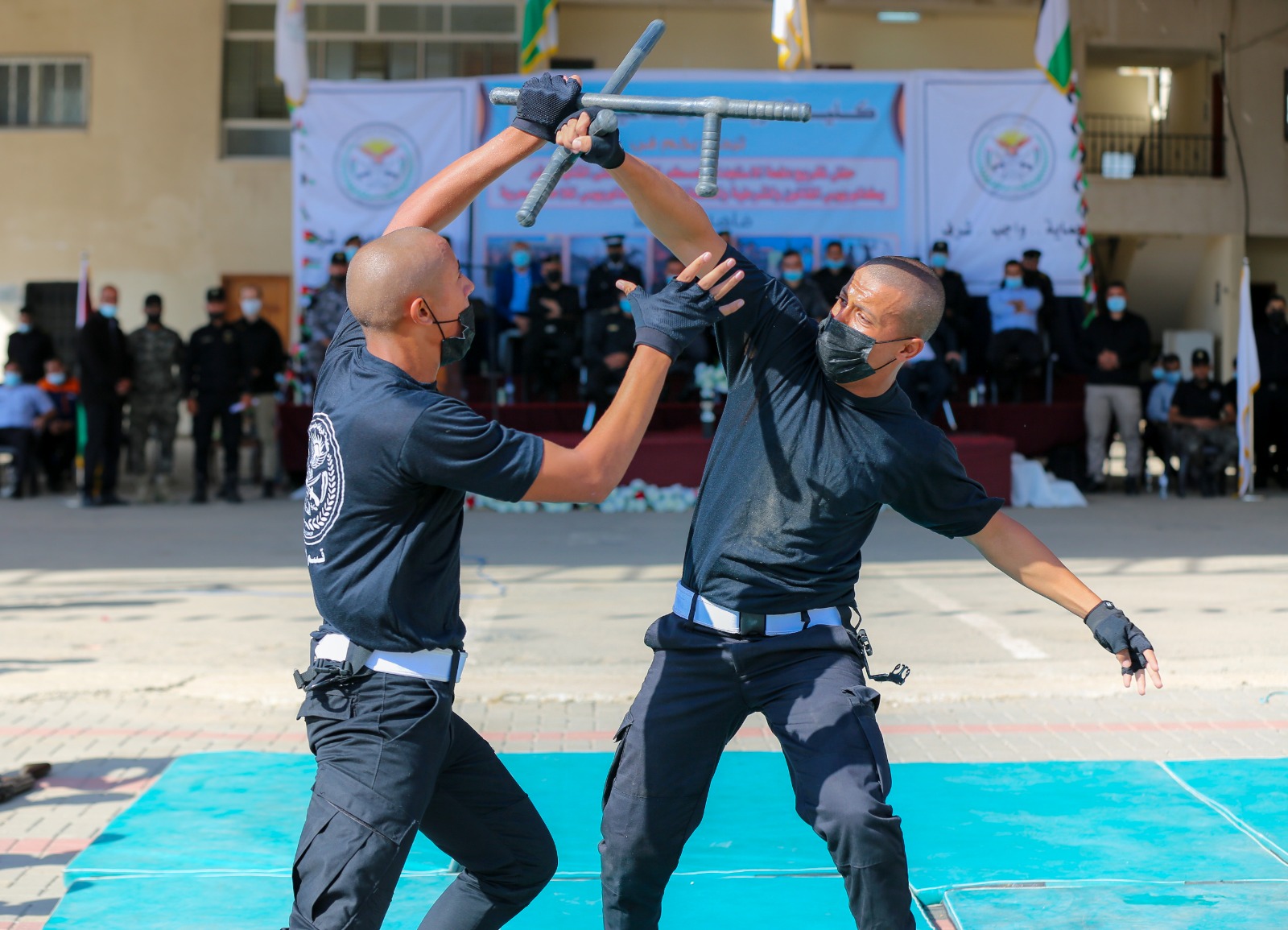 كلية الرباط تُخرج المخيم المغلق لدورة الطلاب المستجدين 