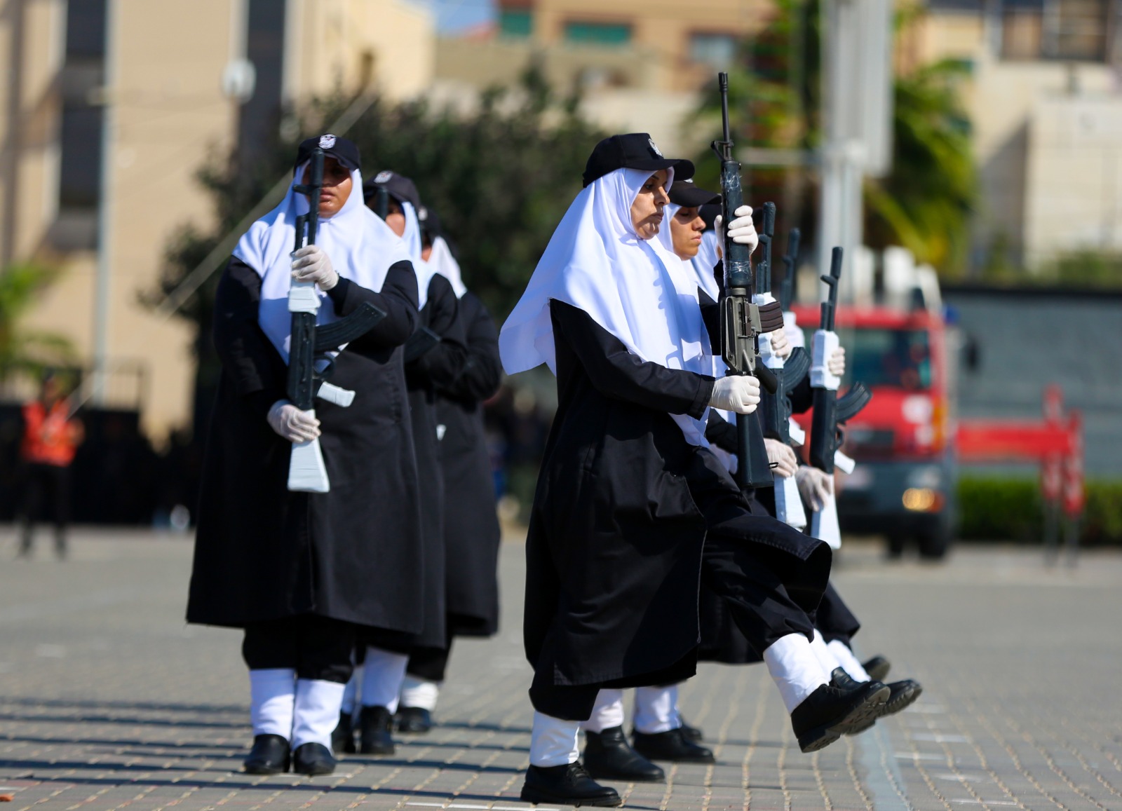 مديرية التدريب تُخرج عددًا من الدورات التدريبية فوج الشهيدين (عابد والعلاونة)