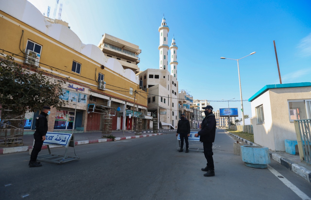 سريان قرار منع حركة المركبات يومي الجمعة والسبت لمواجهة انتشار فيروس كورونا