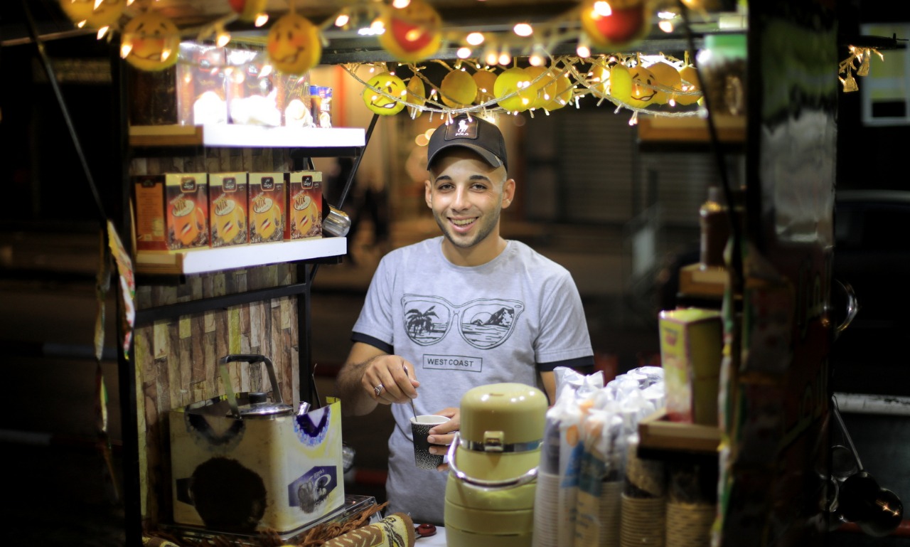 أجواء قضاء المواطنين في غزة الإجازة الأسبوعية في عدد الأماكن الترفيهية مساء الجمعة