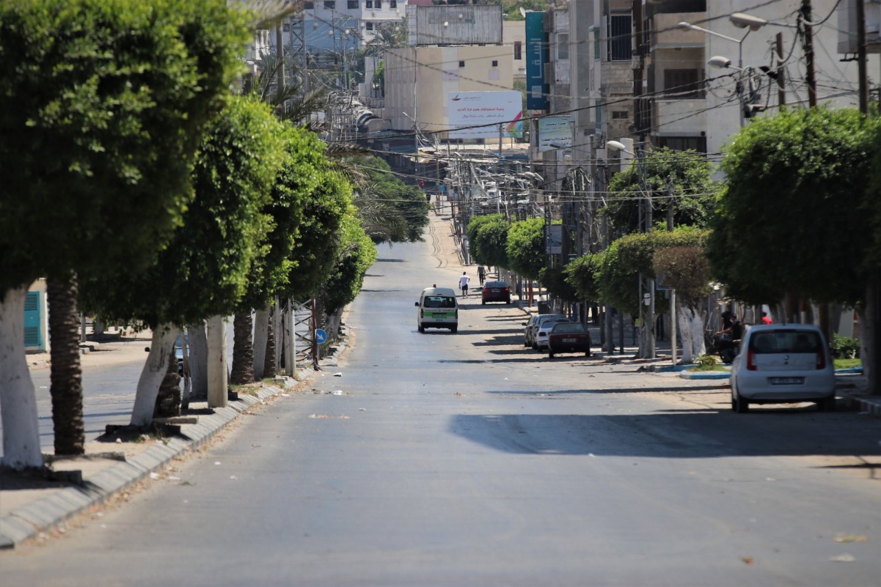 سريان قرار حظر التجوال في محافظات غزة لليوم الثالث