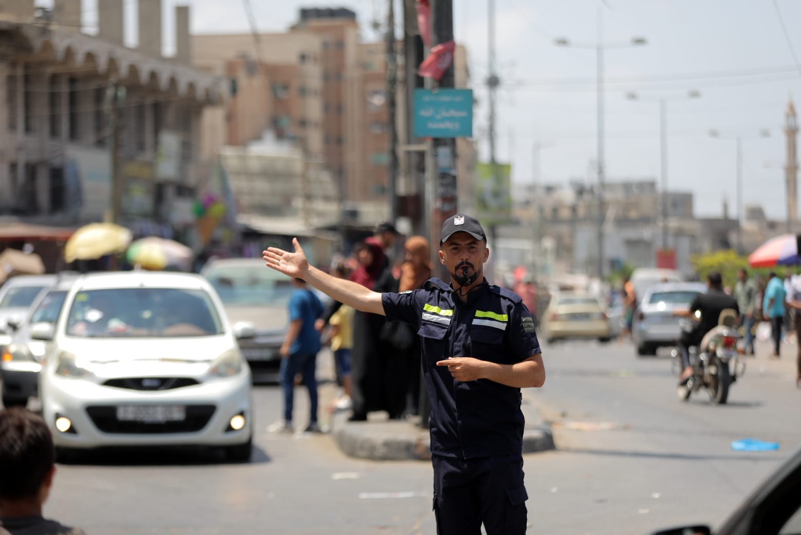 أجواء الحياة العامة في الأسواق والأماكن الحيوية بغزة