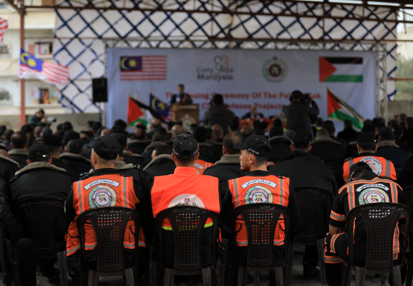 الدفاع المدني يُعلن إنجاز مشروع إنشاء مركبات وترميم مقار 