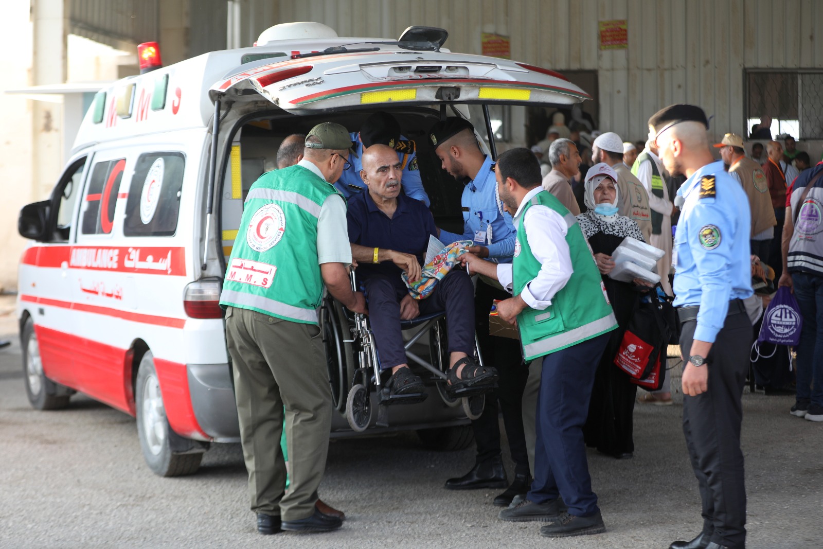 مغادرة حجاج قطاع غزة عبر معبر رفح 