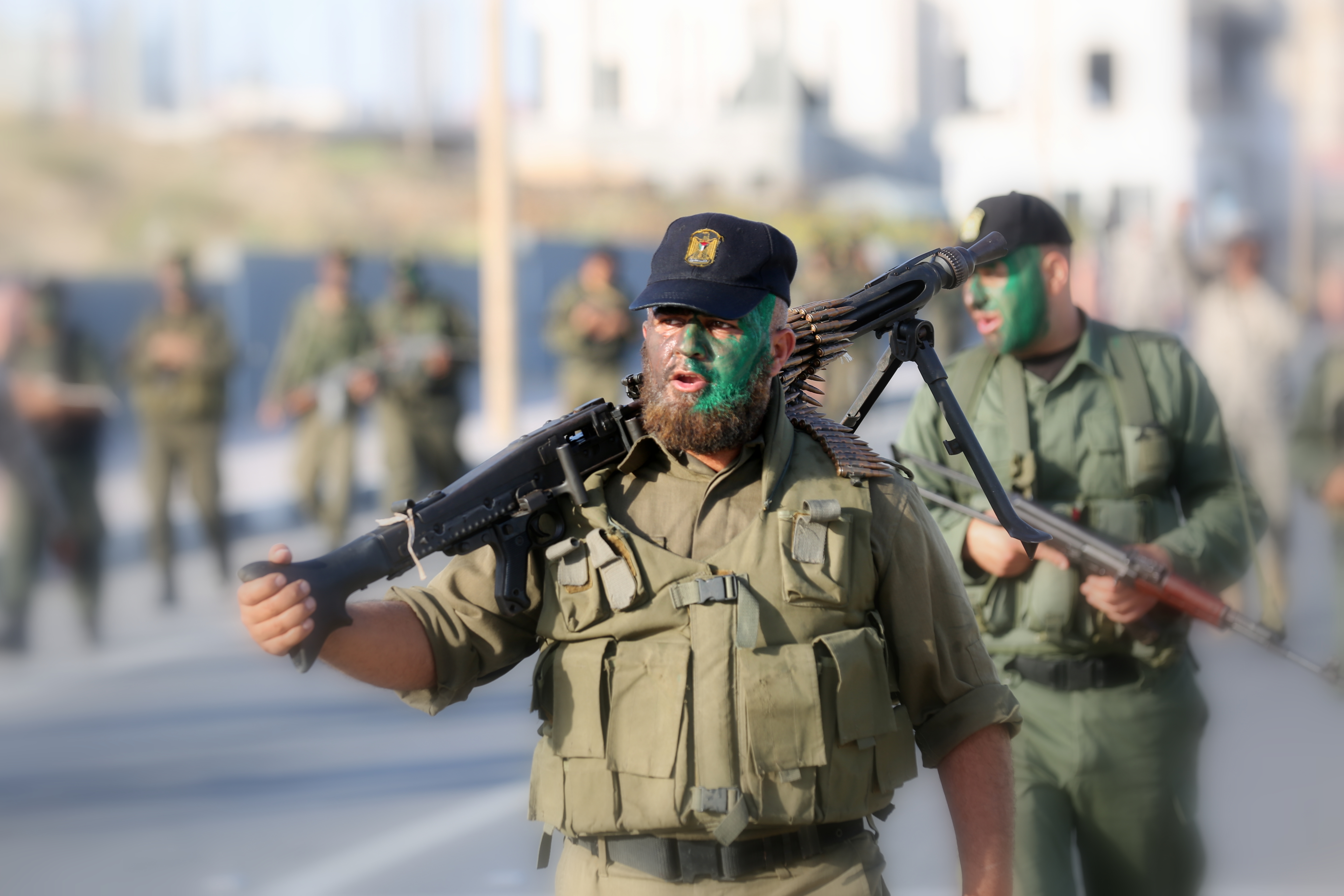 تخييم مغلق لدورتي قادة السرايا وتأهيل الضباط  بالأمن الوطني