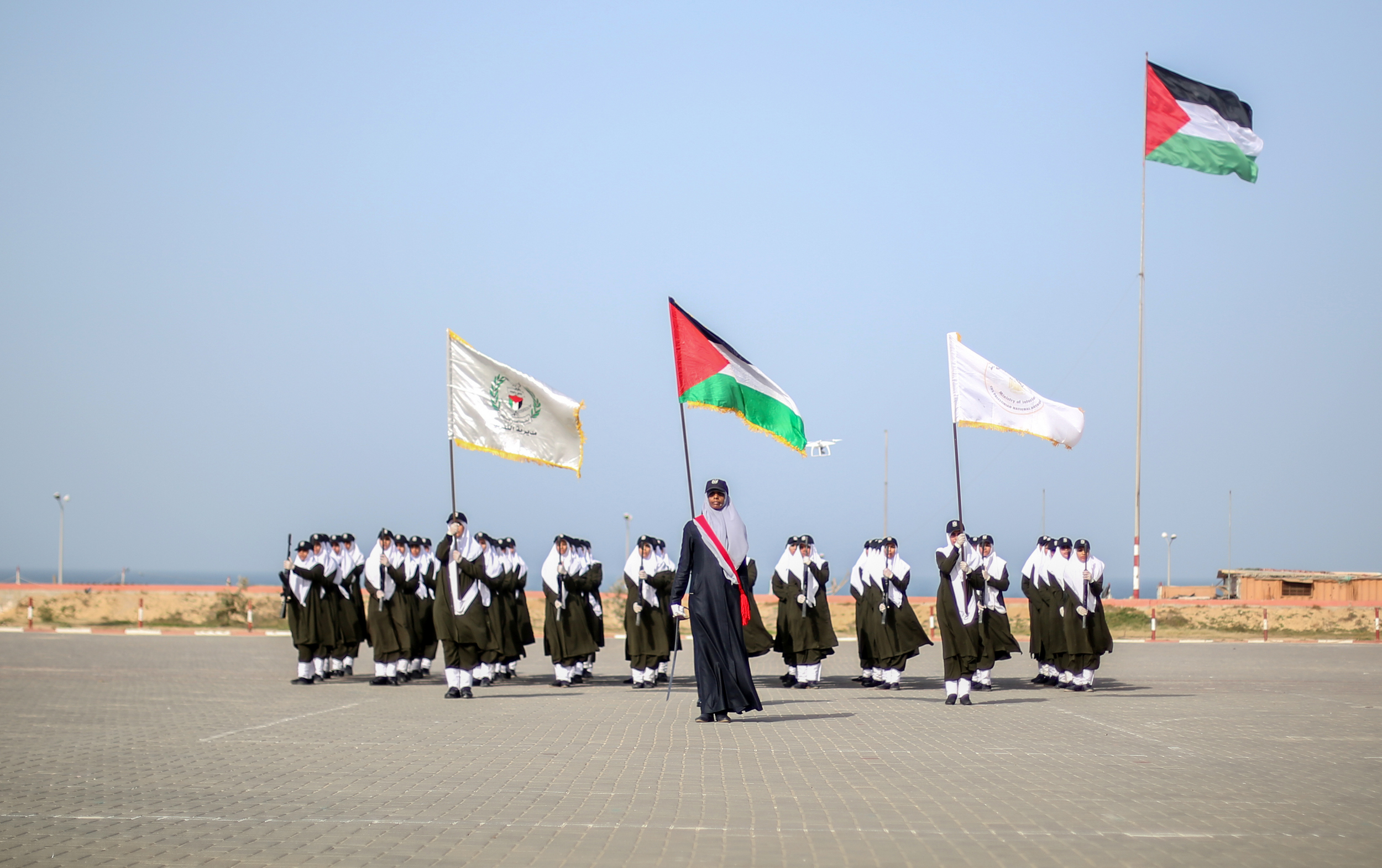 حفل تخريج الدورة التأسيسية الـ (29 نساء) بالمديرية العامة للتدريب