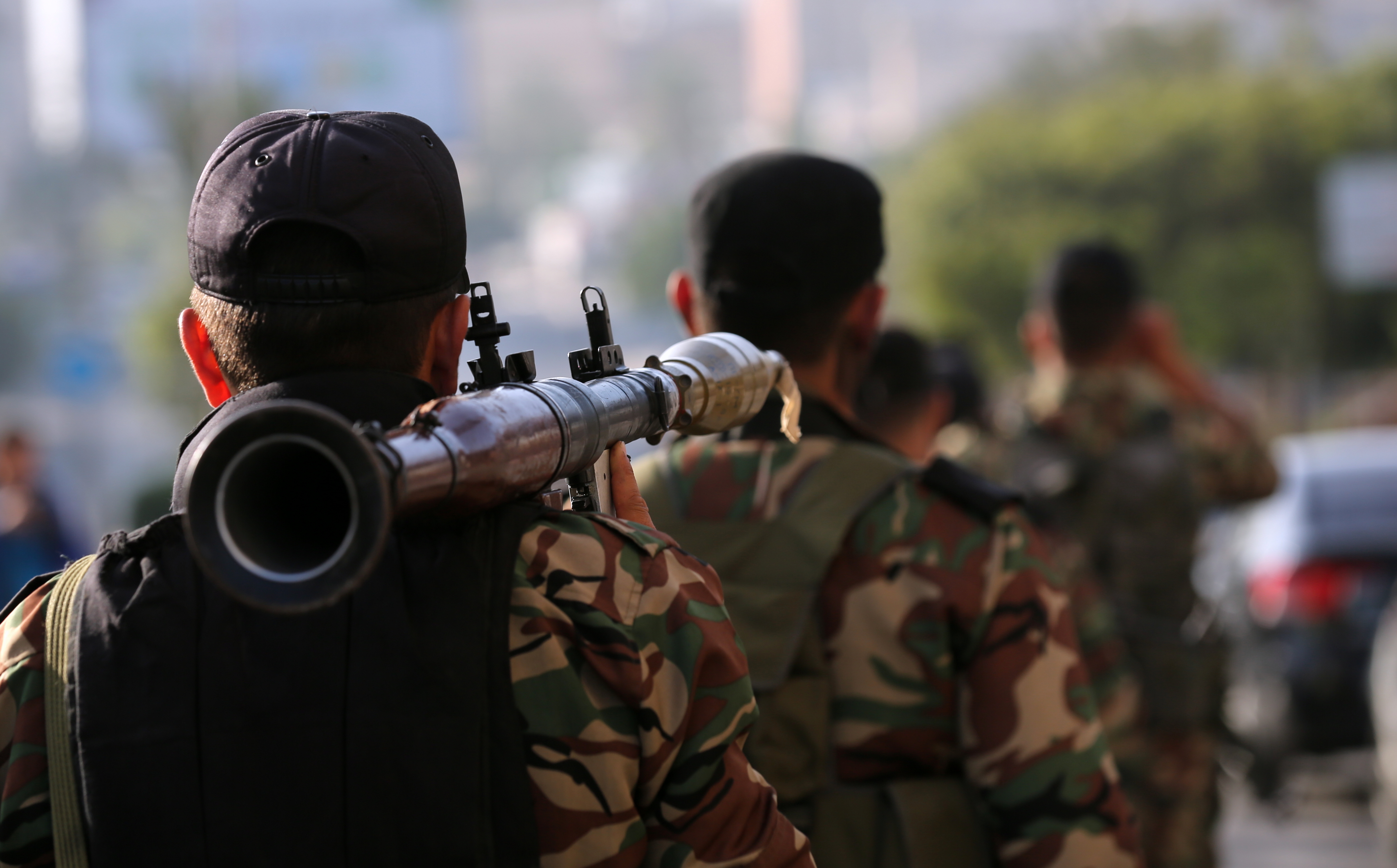 تخييم مغلق لدورتي قادة السرايا وتأهيل الضباط  بالأمن الوطني