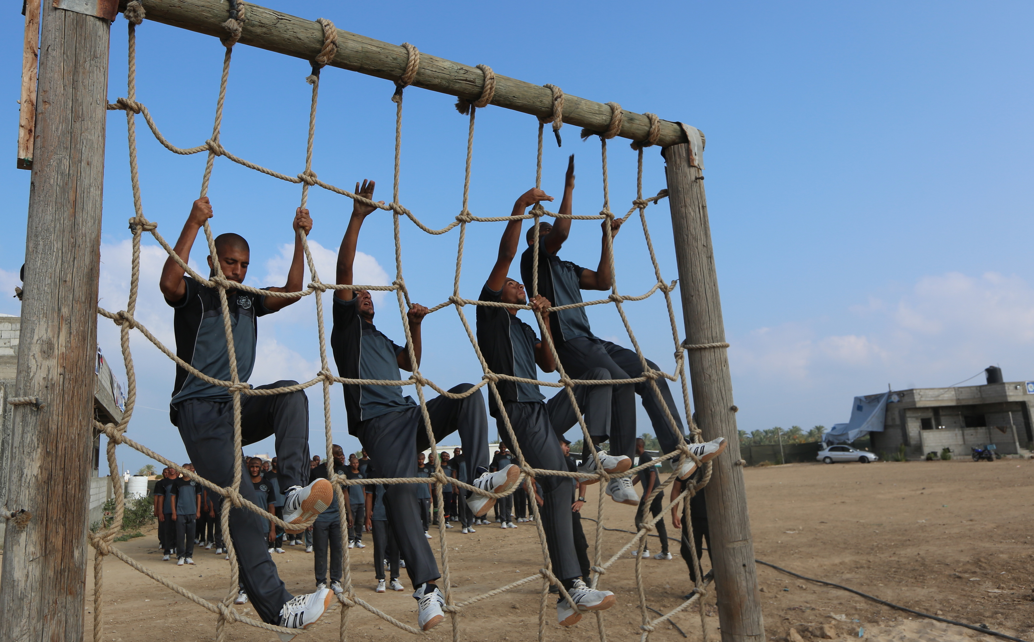 الدورة المغلقة لدفعة البكالوريوس التاسعة والعلوم البحرية الرابعة