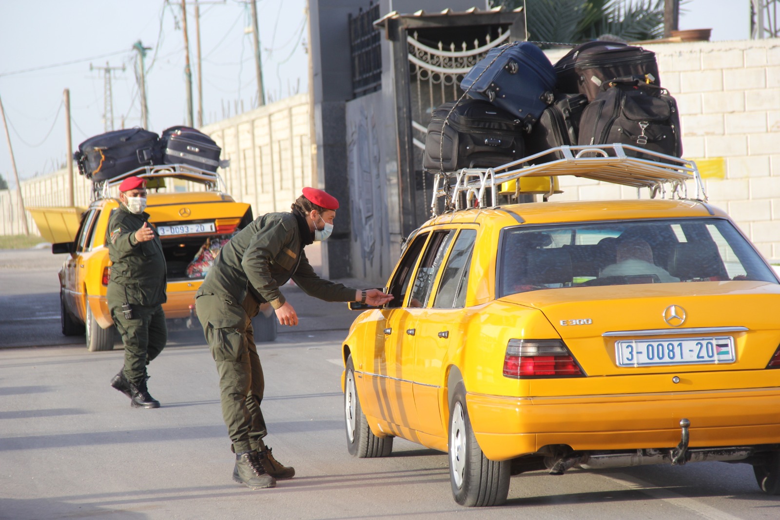 حركة معبر رفح البري خلال أيام فتحه استثنائيًا لمدة أربعة أيام في الاتجاهين