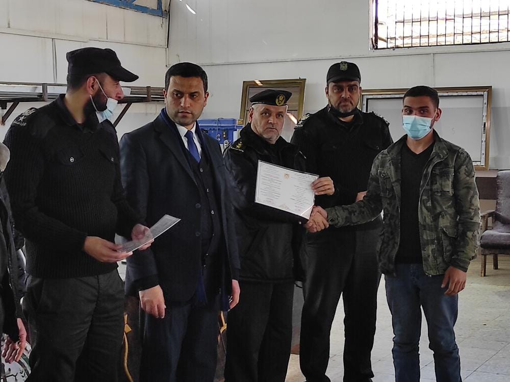 "الإصلاح والتأهيل" تُخرّج دورة "الحرف التأهيلية الثالثة" للنزلاء بخانيونس