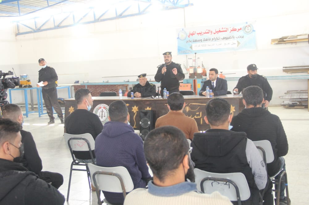 "الإصلاح والتأهيل" تُخرّج دورة "الحرف التأهيلية الثالثة" للنزلاء بخانيونس