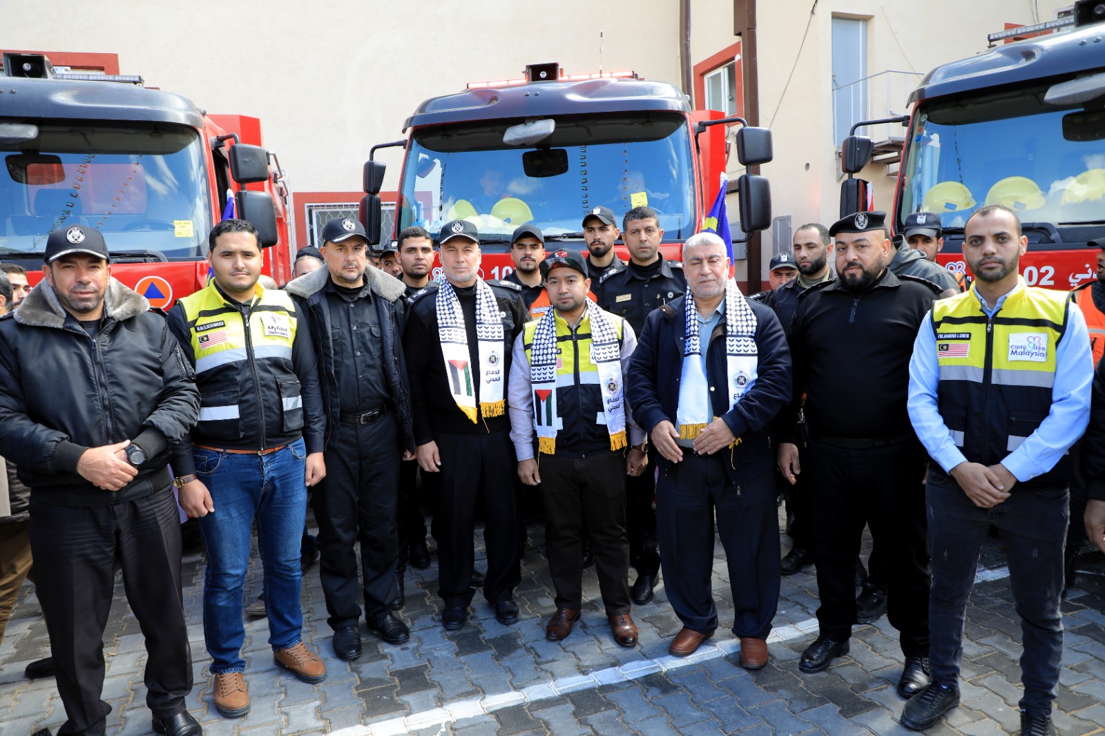 الدفاع المدني يُعلن إنجاز مشروع إنشاء مركبات وترميم مقار 