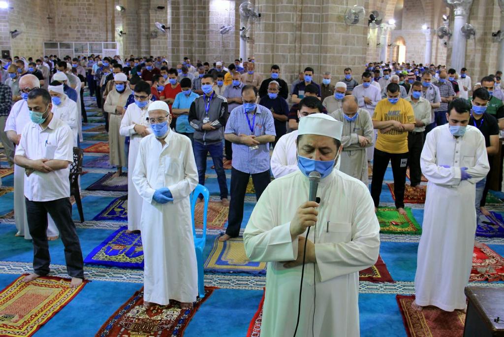 الشرطة تؤمن إقامة صلاة الجمعة وفق إجراءات الوقاية والسلامة