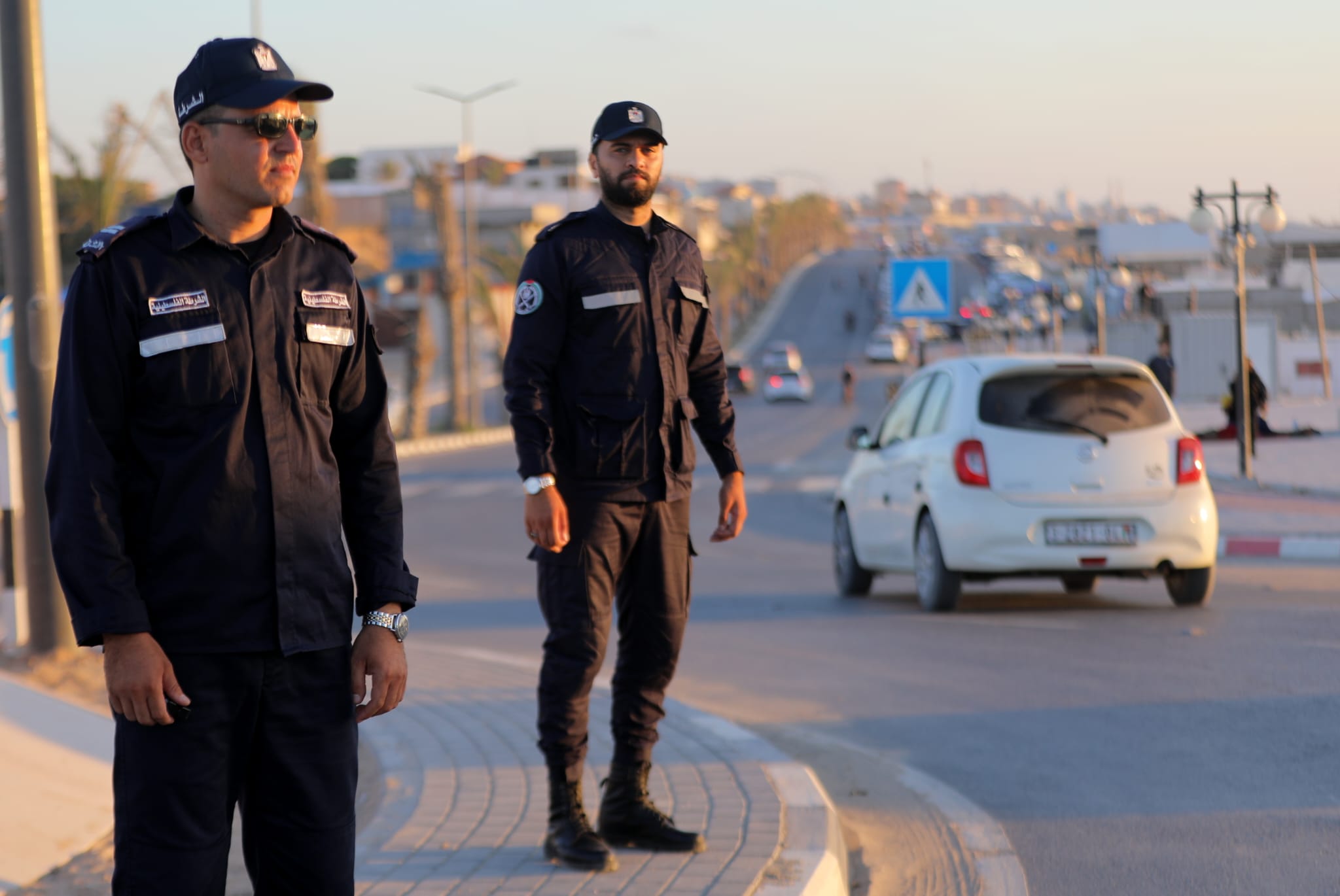 أجواء اصطياف المواطنين في غزة على شاطئ البحر والشريط الساحلي في ظل ارتفاع درجات الحرارة.
